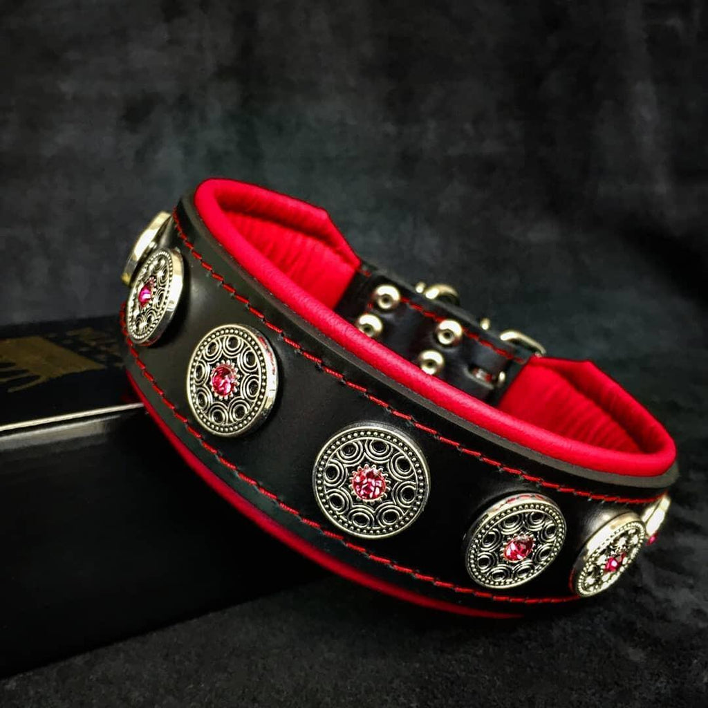 "Bijou" Hundehalsband Schwarz & Rot - Premium Lederhalsband von BESTIA